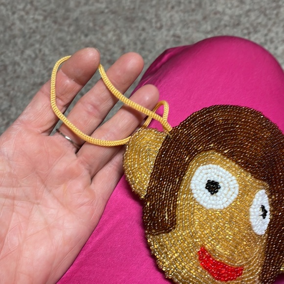 Beaded monkey head purse - Picture 3 of 7